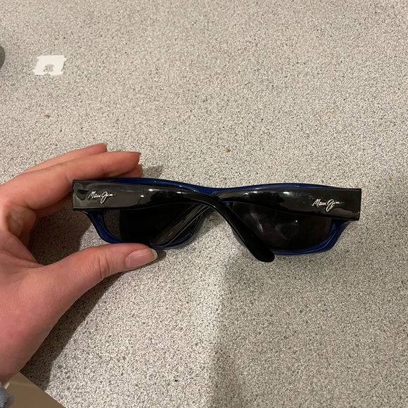 Maui Jim Surf Rider Polarized Sunglasses - Picture 3 of 12